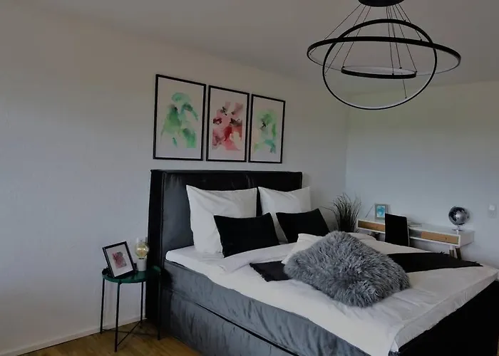 Modernes Apartment Mit Traumhaftem Blick Ins Gruene