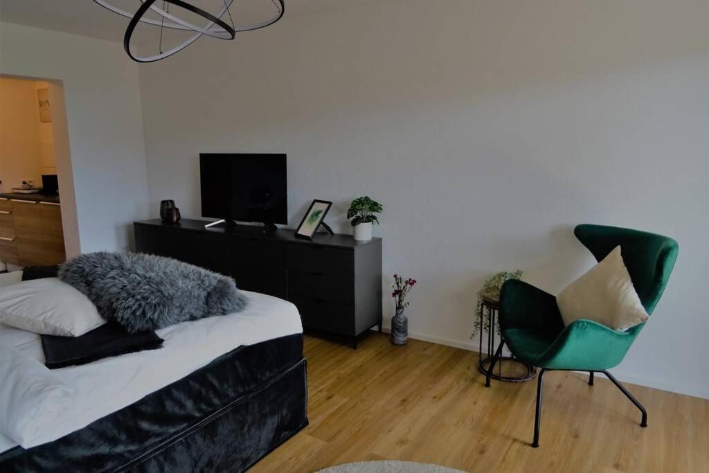 Modernes Mit Traumhaftem Blick Ins Gruene Braunlingen